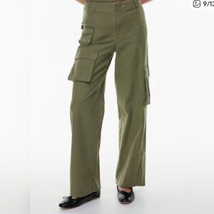 Aritzia Cargo Pants